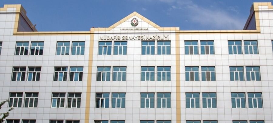 Nazirlik 300 minlik Toyota və BMW alır