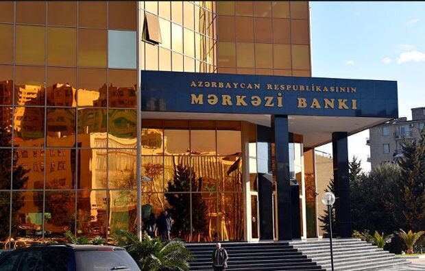 Bayram günlərində işləyəcək banklar açıqlandı
