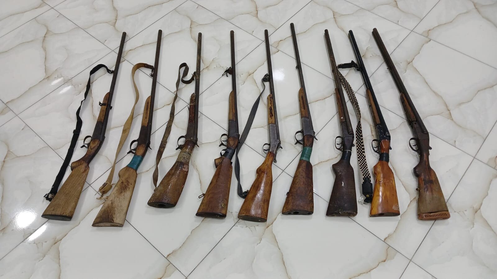 Binəqədi rayonunda silah-sursat aşkarlandı