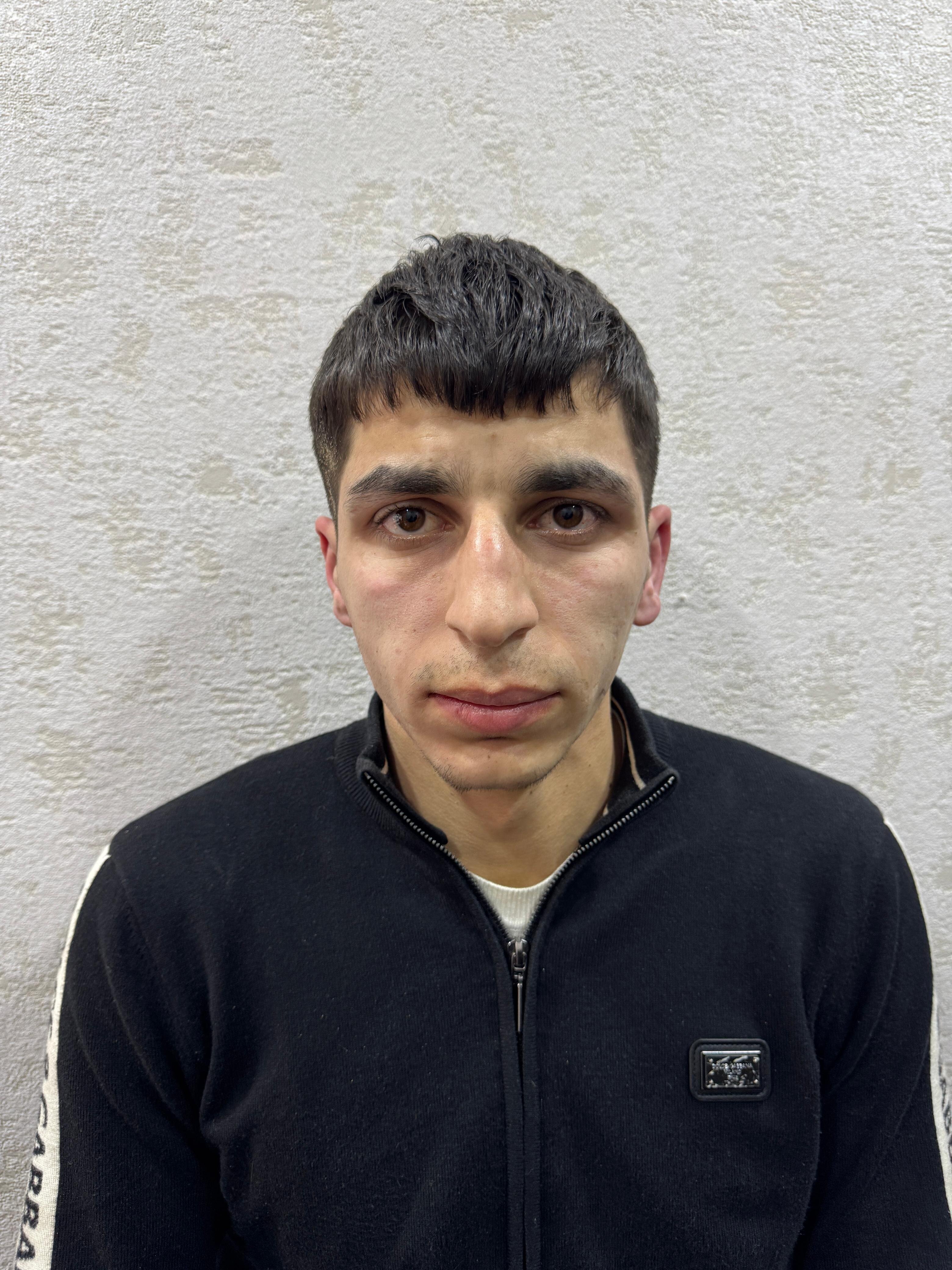 Kirayə qaldığı evlərdən oğurluq etdi - polis saxladı