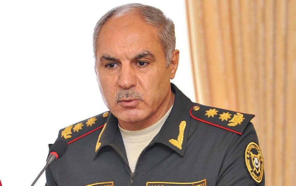 Xanlar Vəliyev kollektivə təqdim edildi