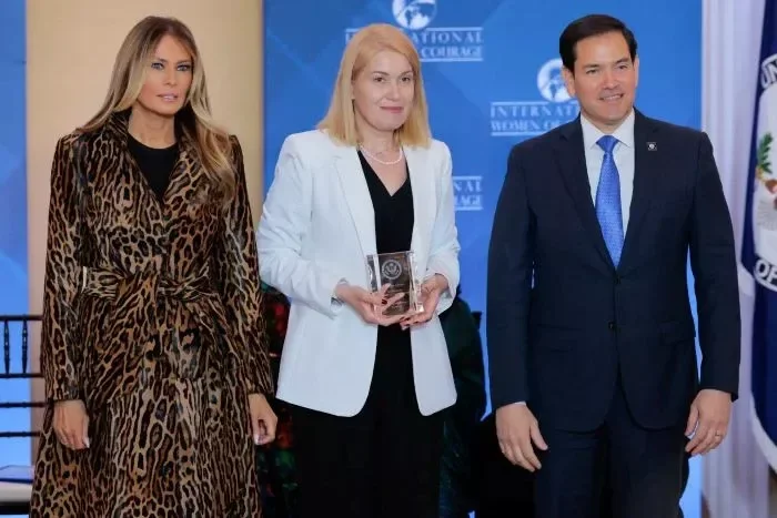 Prezident xanımının geyiminin fantastik qiyməti