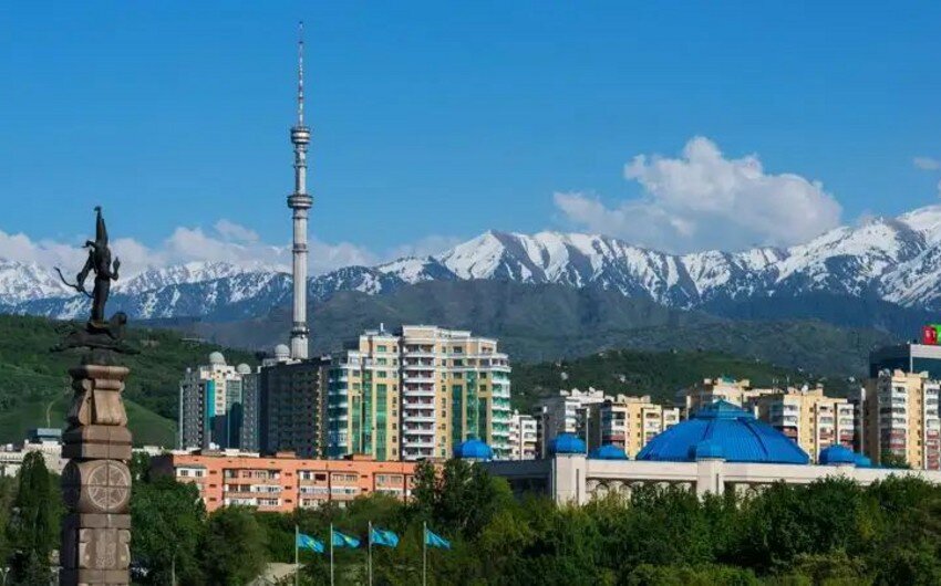 Qazaxıstanda "Mərkəzi Asiya-Çin" formatında XİN başçılarının görüşü başlayıb