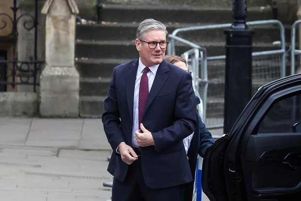 Britaniya Rusiyanı Ukraynada tam atəşkəsə çağırır