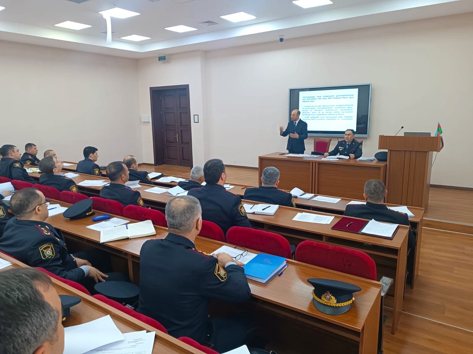 Polis Akademiyasında korrupsiyaya qarşı mübarizə mövzusunda maarifləndirmə tədbiri təşkil olunub