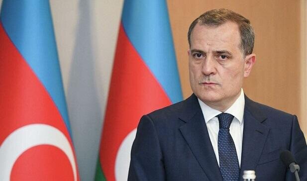 Bayramovdan Darla bağlı paylaşım: Səni Laçında görmək...