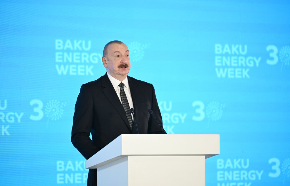 Prezident İlham Əliyev 30-cu “Caspian Oil and Gas”, 13-cü “Caspian Power” sərgilərinin və 30-cu “Baku Energy Forum”un rəsmi açılış mərasimində çıxış edib
