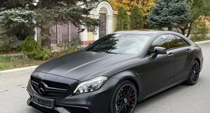 Bakıda şirkət rəhbərinin oğlu lüks avtomobillə avtoxuliqanlıq etdi