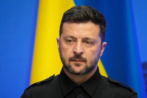 Rada deputatı Zelenskini Bandera ilə müqayisə edib