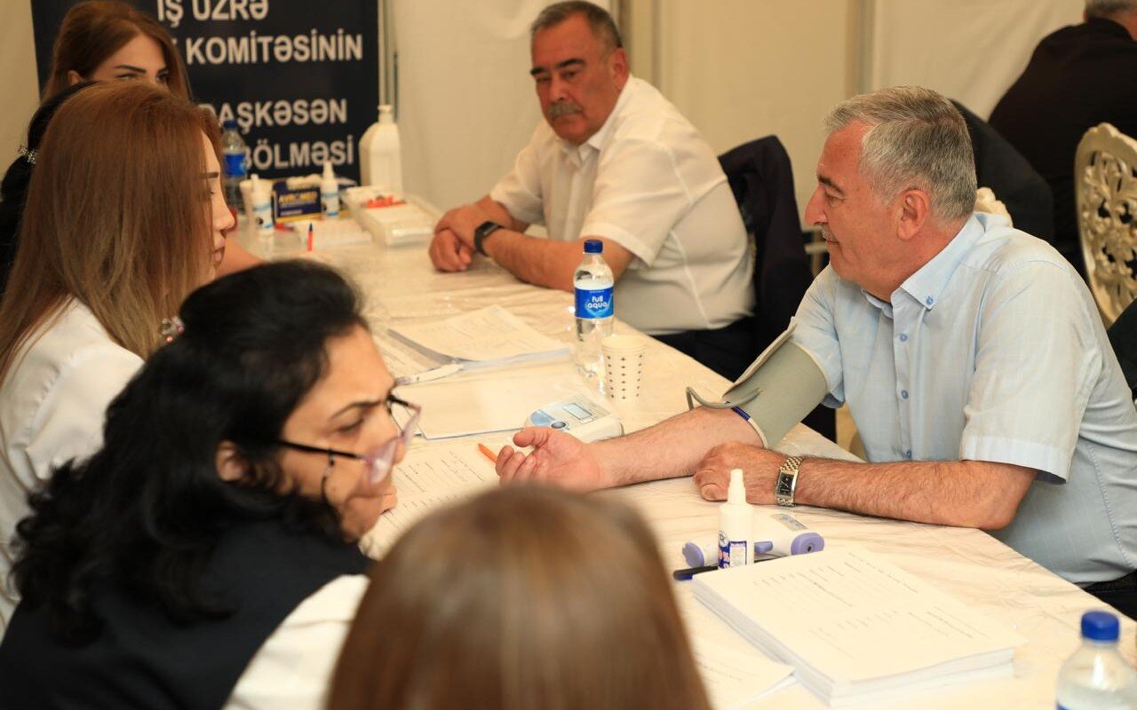 Gəncədə Aşura günü ilə əlaqədar qanvermə aksiyası keçirildi - FOTOLAR