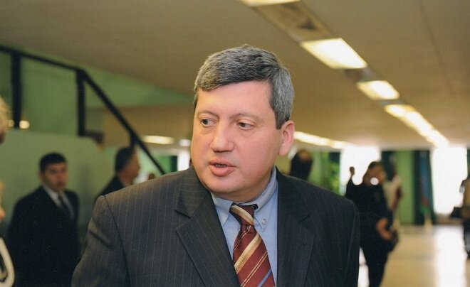 Bu dəfə Tofiq Zülfüqarov hədəfə alındı....