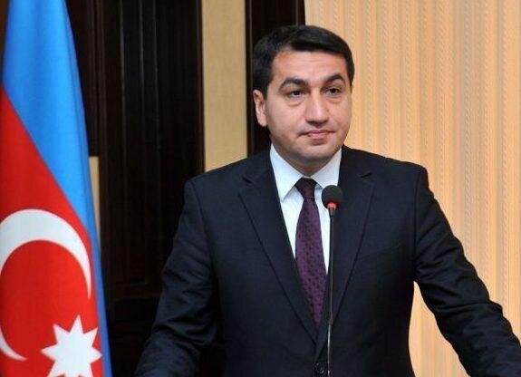 Hacıyev Əhmədianla danışdı