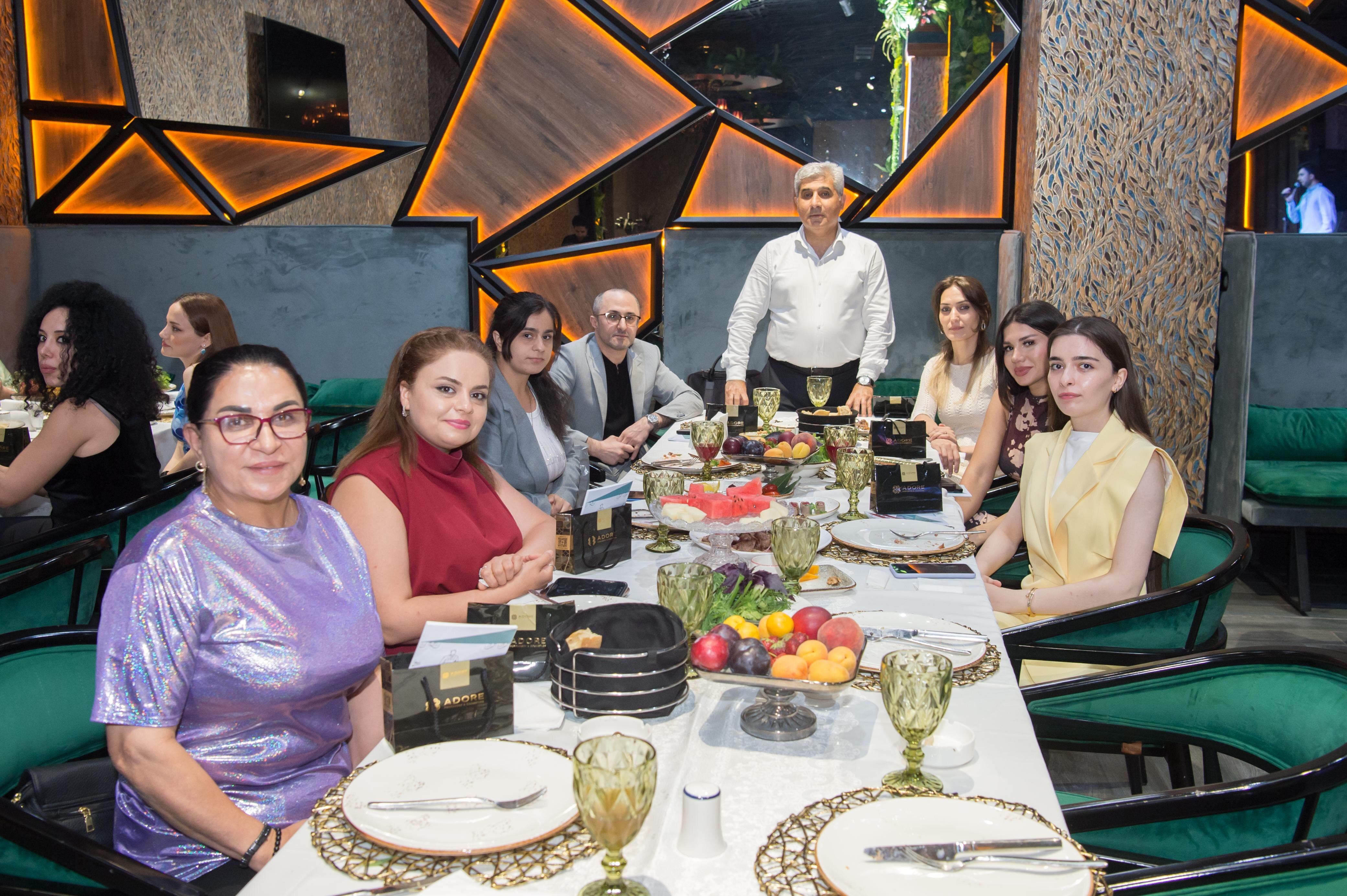 ADSEA jurnalistlərin 150 illik yubiley bayramını təbrik etdi - Fotolar
