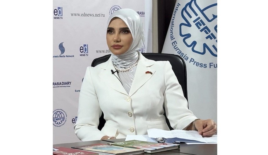 Xuraman Muradova Türk Dünyası Qadın Şairlər Birliyinin başqanı seçildi