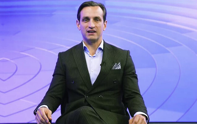 Fərhad Pərviz işdən çıxarıldı