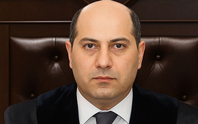 Hakim evində kirayə qaldığı xanımın məhkəmə işinə baxmaqdan İMTİNA ETDİ