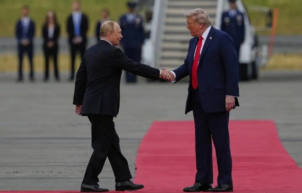 Trampla görüşən Putinin oxşarı olub? – Gözdən qaçan ŞOK DETAL
