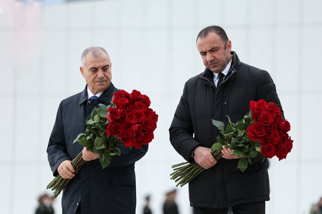 Əli Nağıyev və Orxan Sultanov Zəfər parkında
