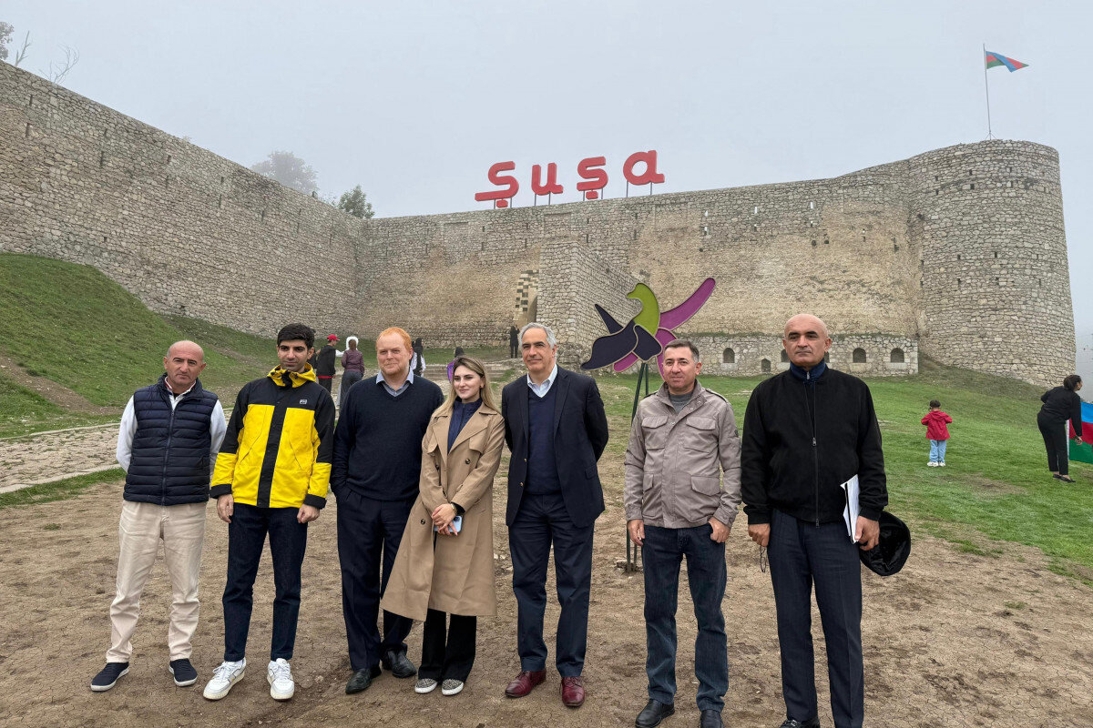 Senatorlar Şuşa və Xankəndidə oldular