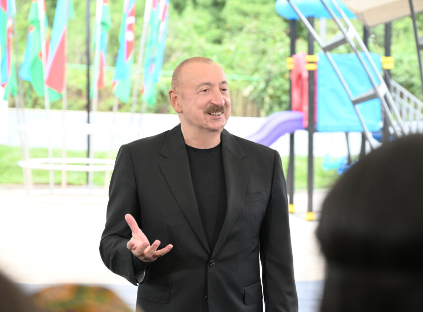 Prezident İlham Əliyev Xocalı sakinləri ilə görüşdü