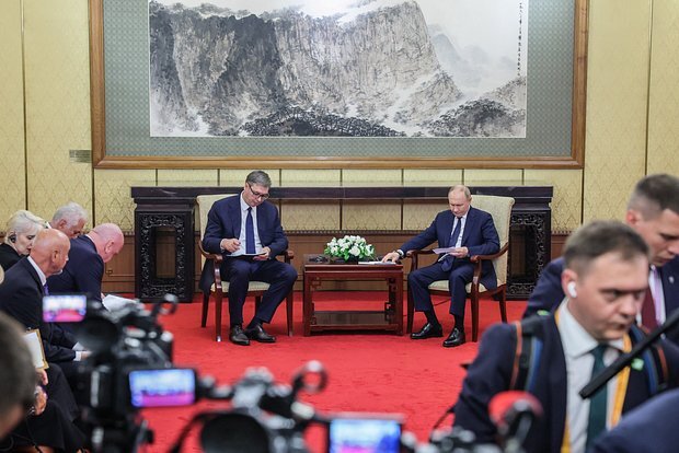 Vucic Pekində Putinlə danışıqların mövzularını açıqlayıb