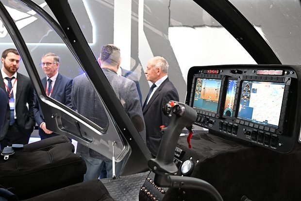 Britaniya Rusiya helikopter istehsalçısına qarşı sanksiyalar tətbiq edib