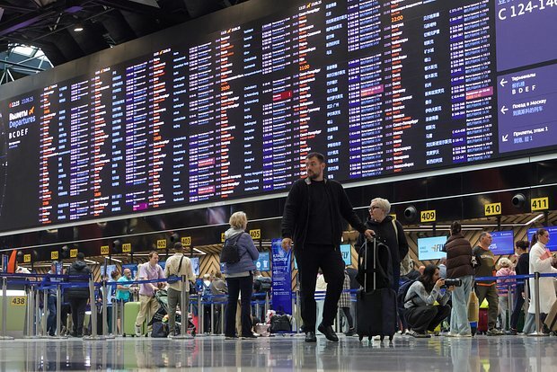 Moskva hava limanı geniş miqyaslı uçuş gecikmələrindən sonra normal fəaliyyətinə qayıdıb