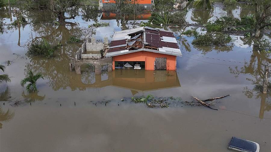 Haitidə "Melissa" qasırğası zamanı azı 20 nəfər ölüb