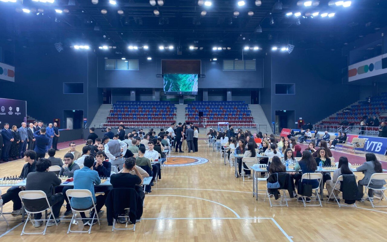 Ali təhsil müəssisələri arasında “Zəfər” şahmat turniri keçirilib  - FOTOLAR