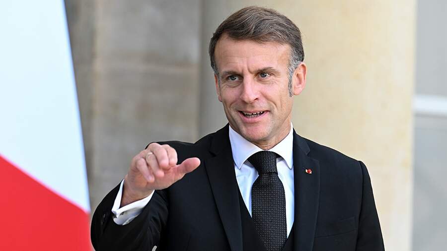 Makronun bəyənmə reytinqi 11%-lə rekord aşağı düşüb