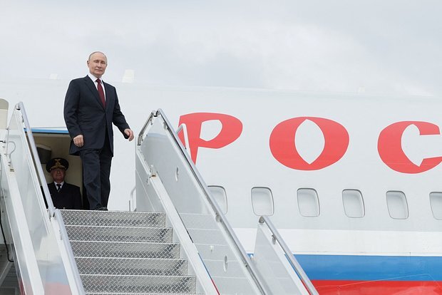 Ekspert Putinin Macarıstana təhlükəsiz uçuşu üçün şərt müəyyən edib