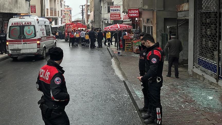Əmisi qızına təcavüz edən oğlan polis şöbəsində öldürdü