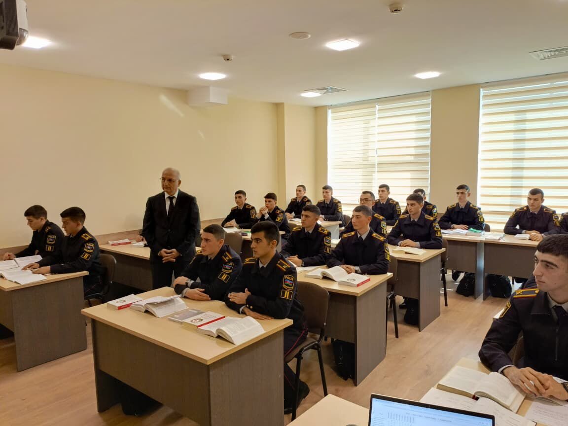 Polis Akademiyasında mütəxəssislər interaktiv dərslərə cəlb olunub