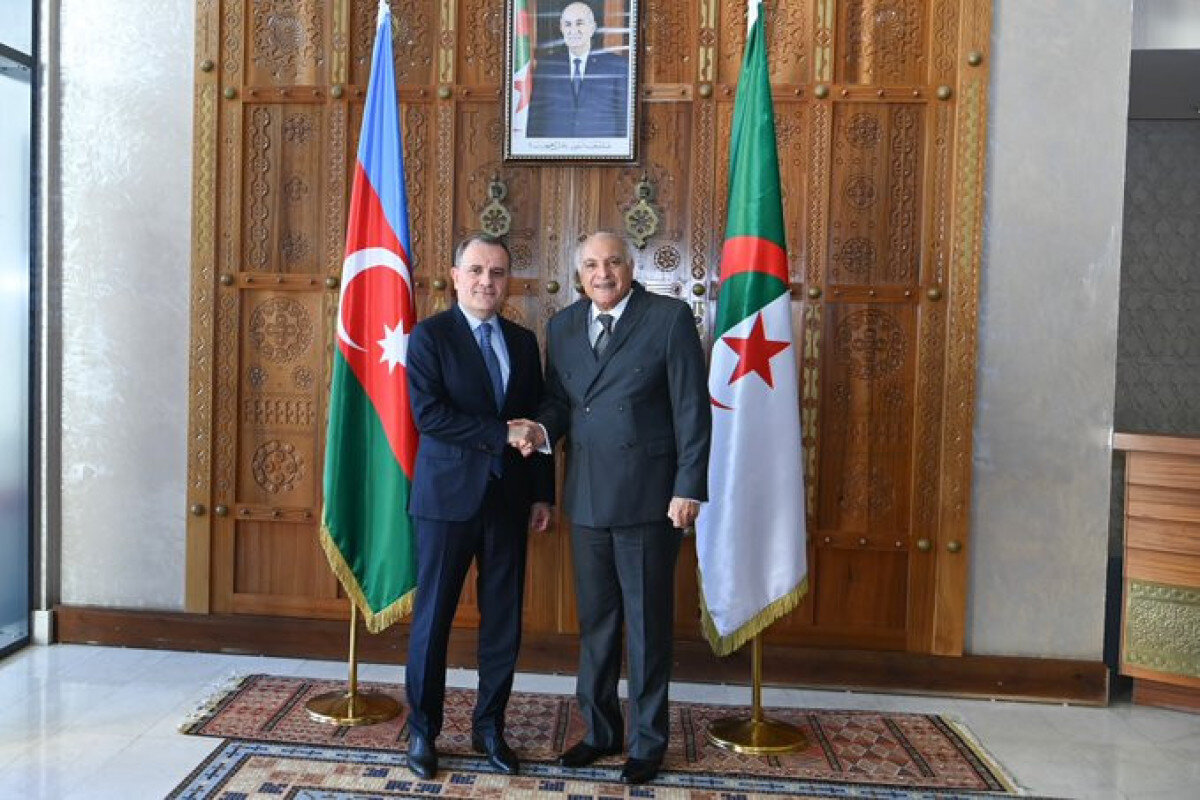 Azərbaycanla Əlcəzairin XİN başçıları görüşdü