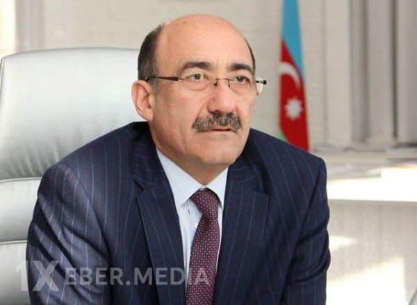 Əbülfəs Qarayev 69 yaşını Londonda qeyd etdi