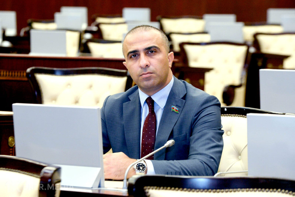 Deputatdan vəkillərin pensiyası ilə bağlı TƏKLİF