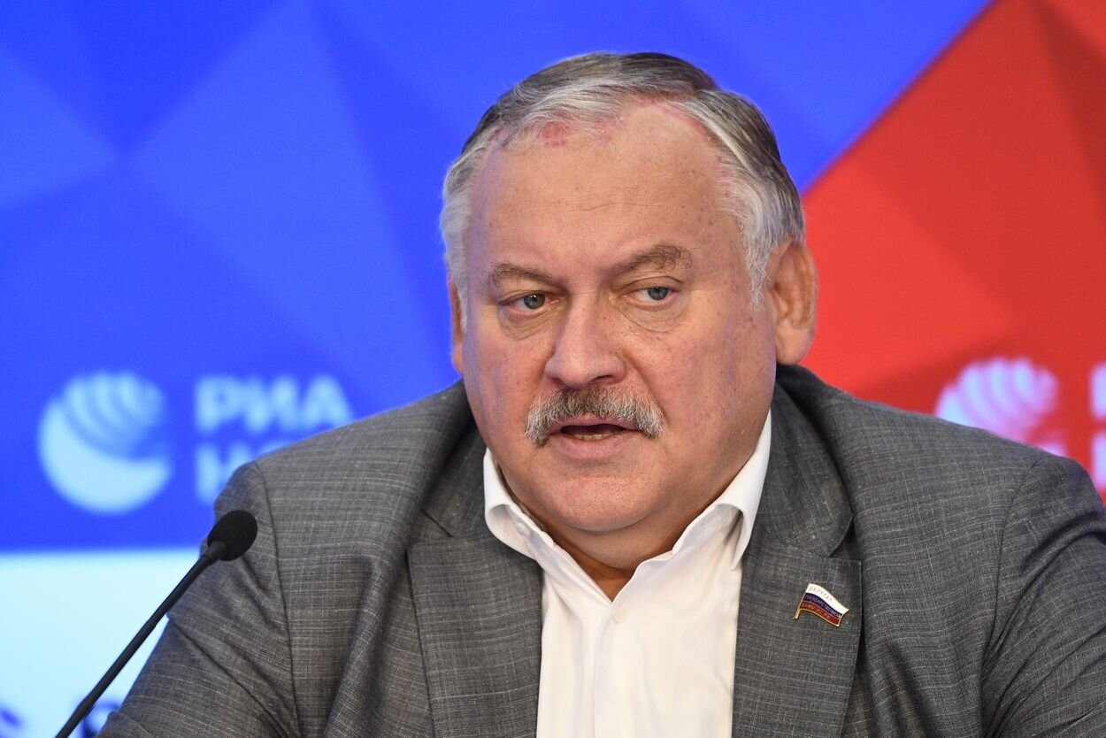Rusiyalı deputatdan kinayəli Azərbaycan açıqlama