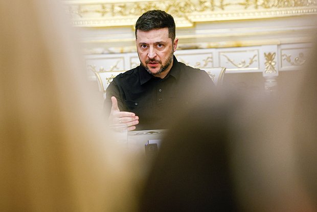 Zelenski Putinlə görüşün şərtlərini açıqlayıb