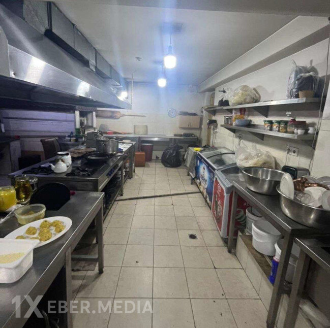 “Express Lounge” qeydiyyatsız işləyirmiş... - Fotolar