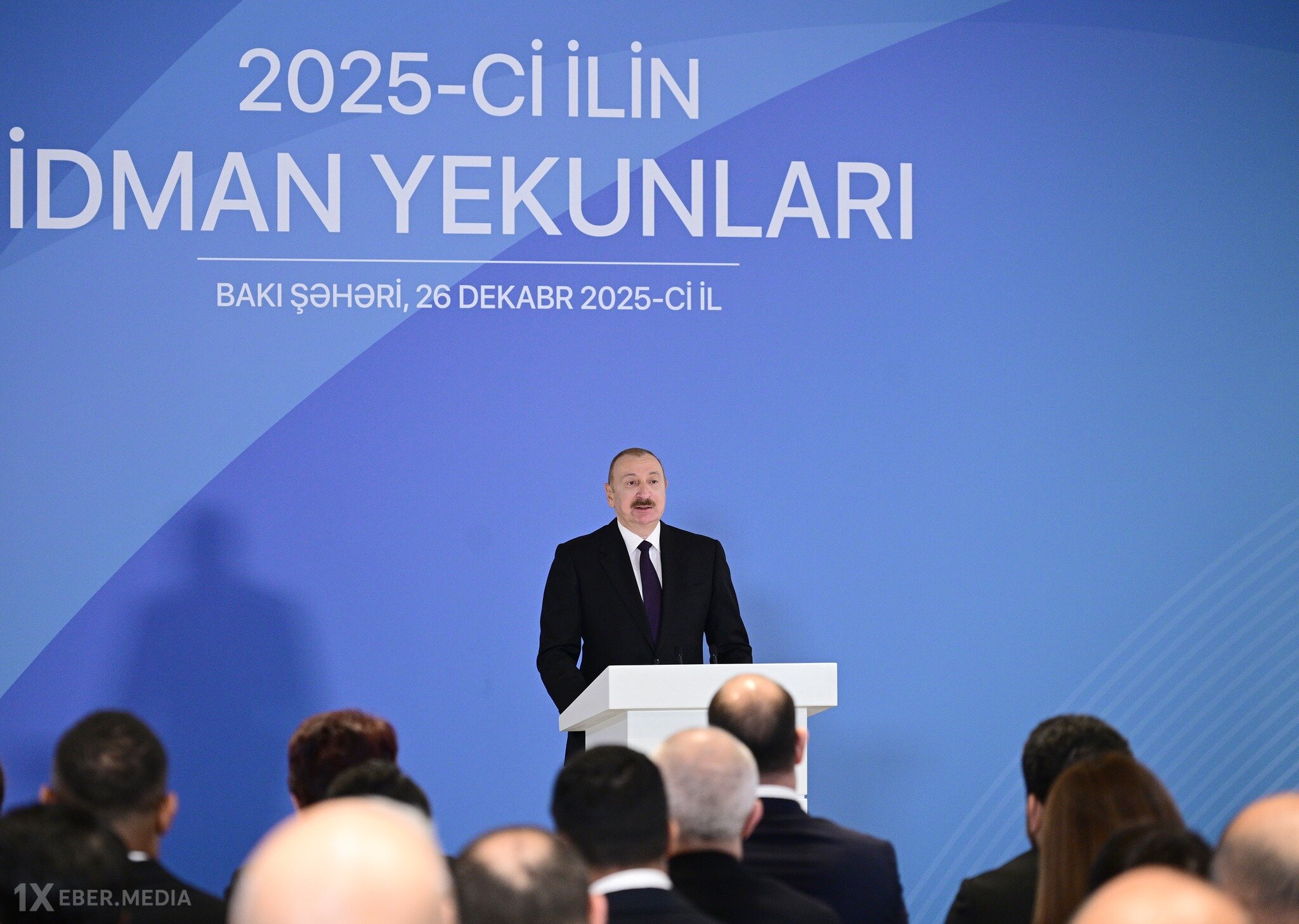 Azərbaycanda idmanın inkişafı dövlət siyasətidir və dövlət xətti ilə bir çox  proqramlar icra edilir