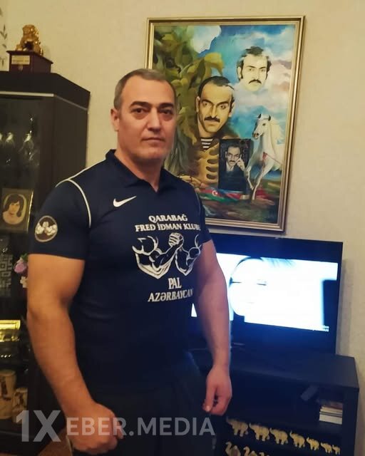 Prezident Milli Qəhrəmanın oğlunu təltif etdi