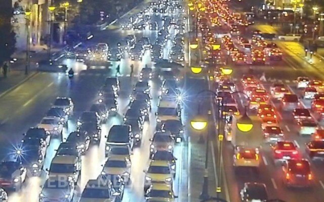 Bakının yollarında tıxac var - SİYAHI