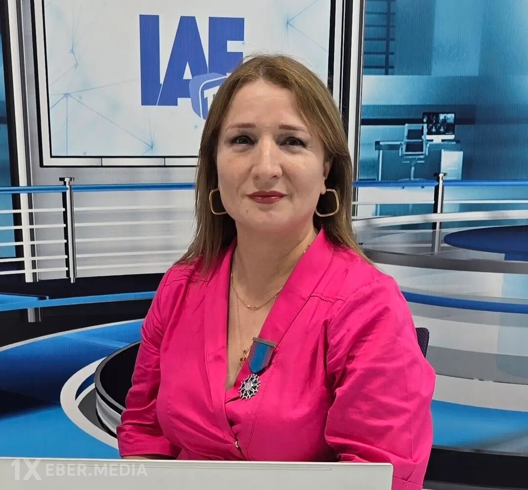 "Siz nə yeyib, nə içirsiz? Ya da biz nə yeyib, nə içirik? "....