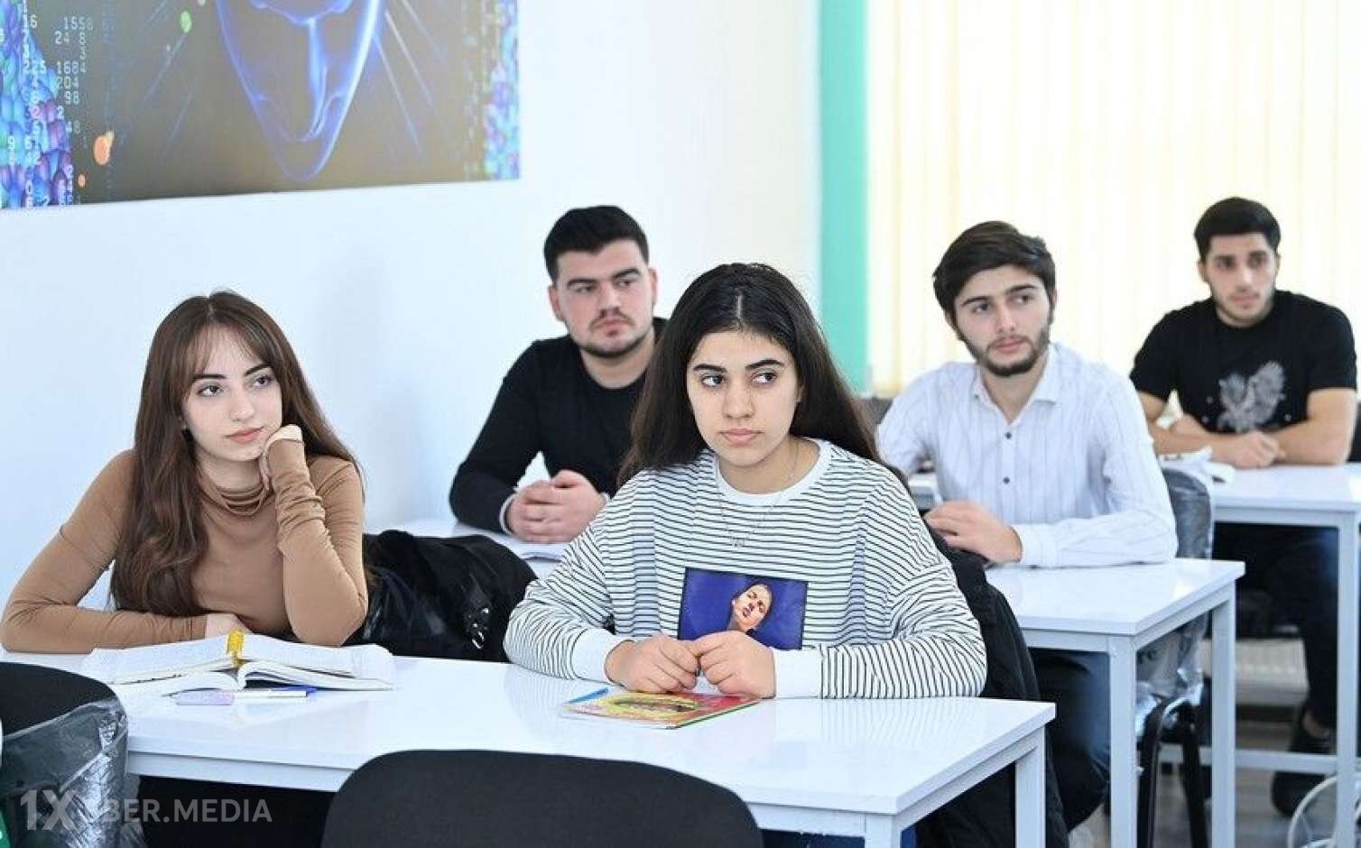 Tələbələrə ŞAD XƏBƏR: Gələn ildən təqaüdlər artırılacaq!