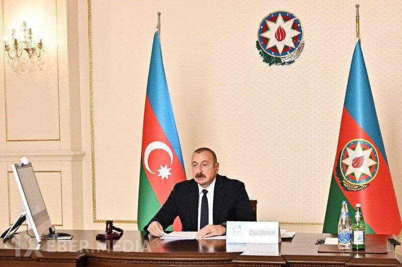 Effektiv dövlət siyasəti və müasir siyasi lider obrazı