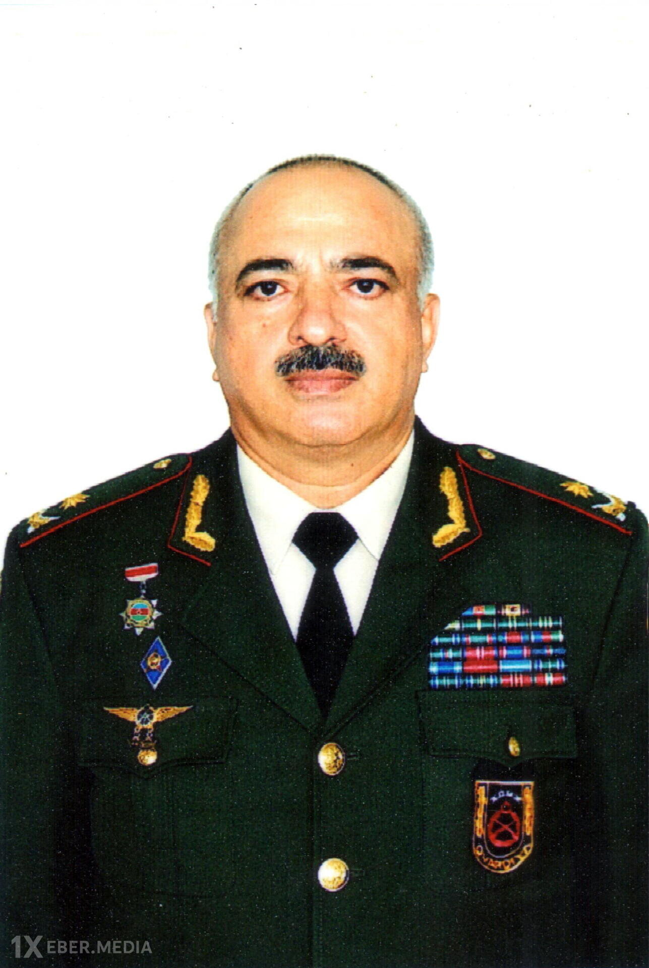 Milli Qvardiyanın komandanı vəzifəsindən azad olundu