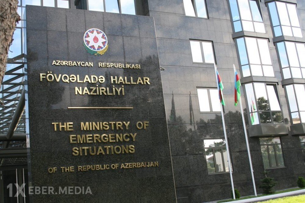 Nazirlik 624 minlik gerb, bayraq və atribut alır