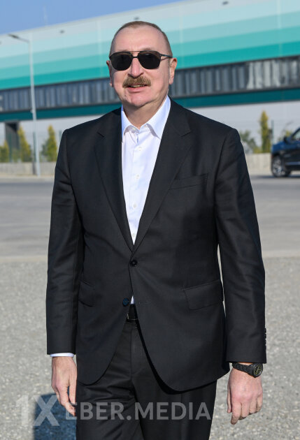 Prezident Ağdamda açılış və təməlqoyma mərasimində