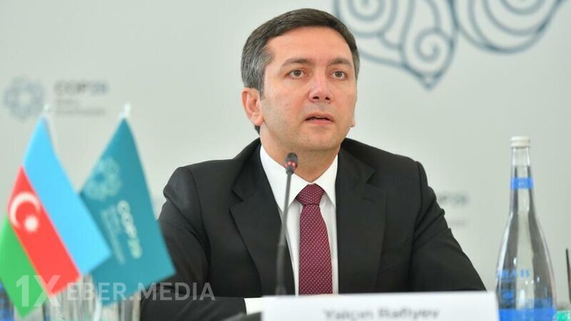 Nazir müavininə ağır itki