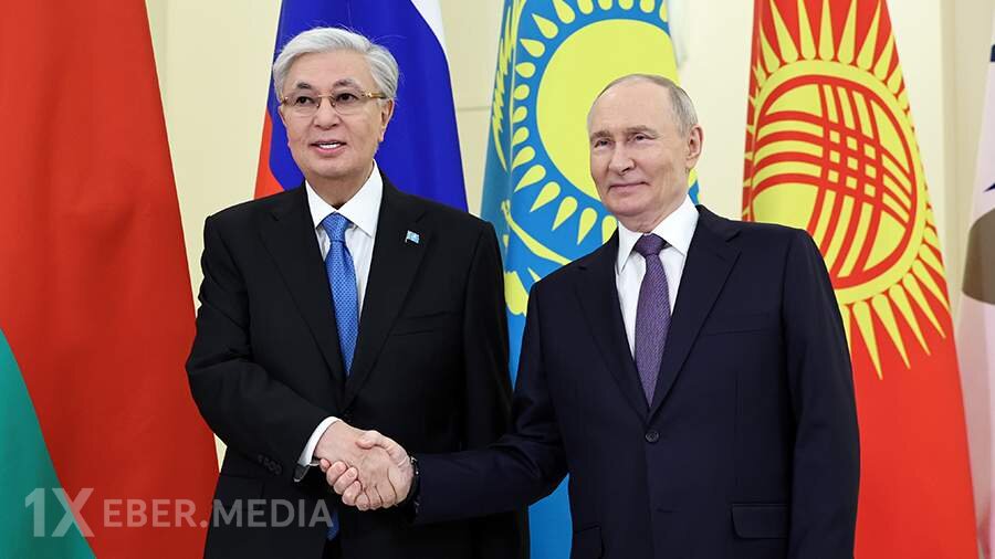 Putin və Tokayev Sankt-Peterburqda ikitərəfli görüş keçirib